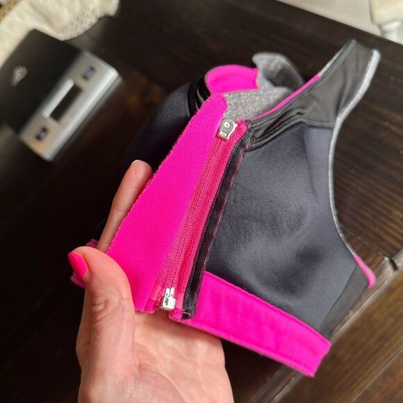 VSX Sport Hot Pink & Silver Glitter Zipper Front Lightly Lined Sports Bra - Picture 6 of 8